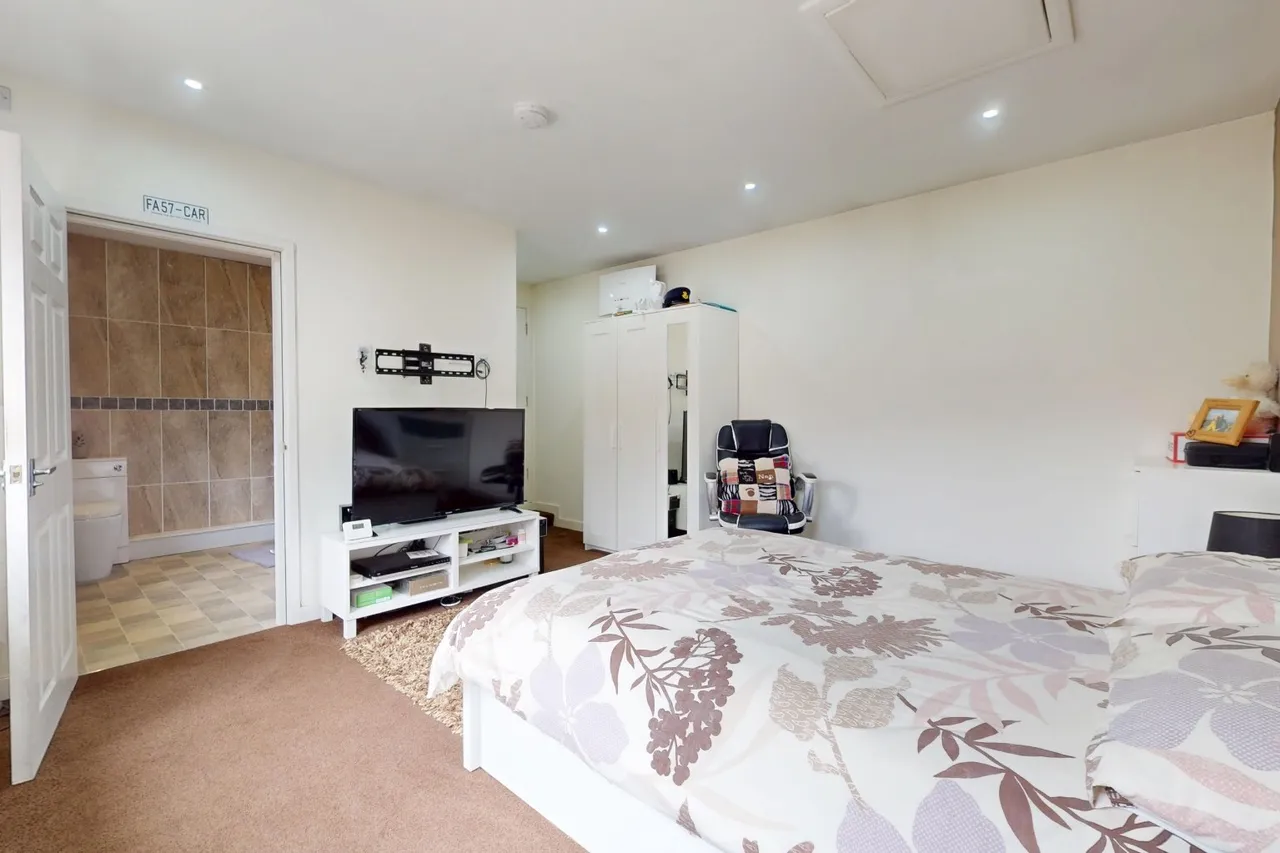 Stone House, Shifnal Road, Telford TF2 9NN, photo 40