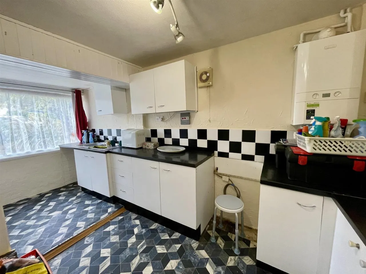 Glynde Close, Newhaven, photo 10