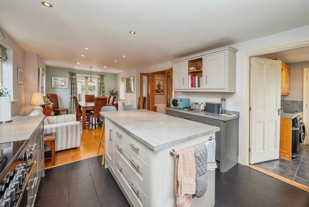 Fulmodeston Road, Hindolveston, NR20, photo 6