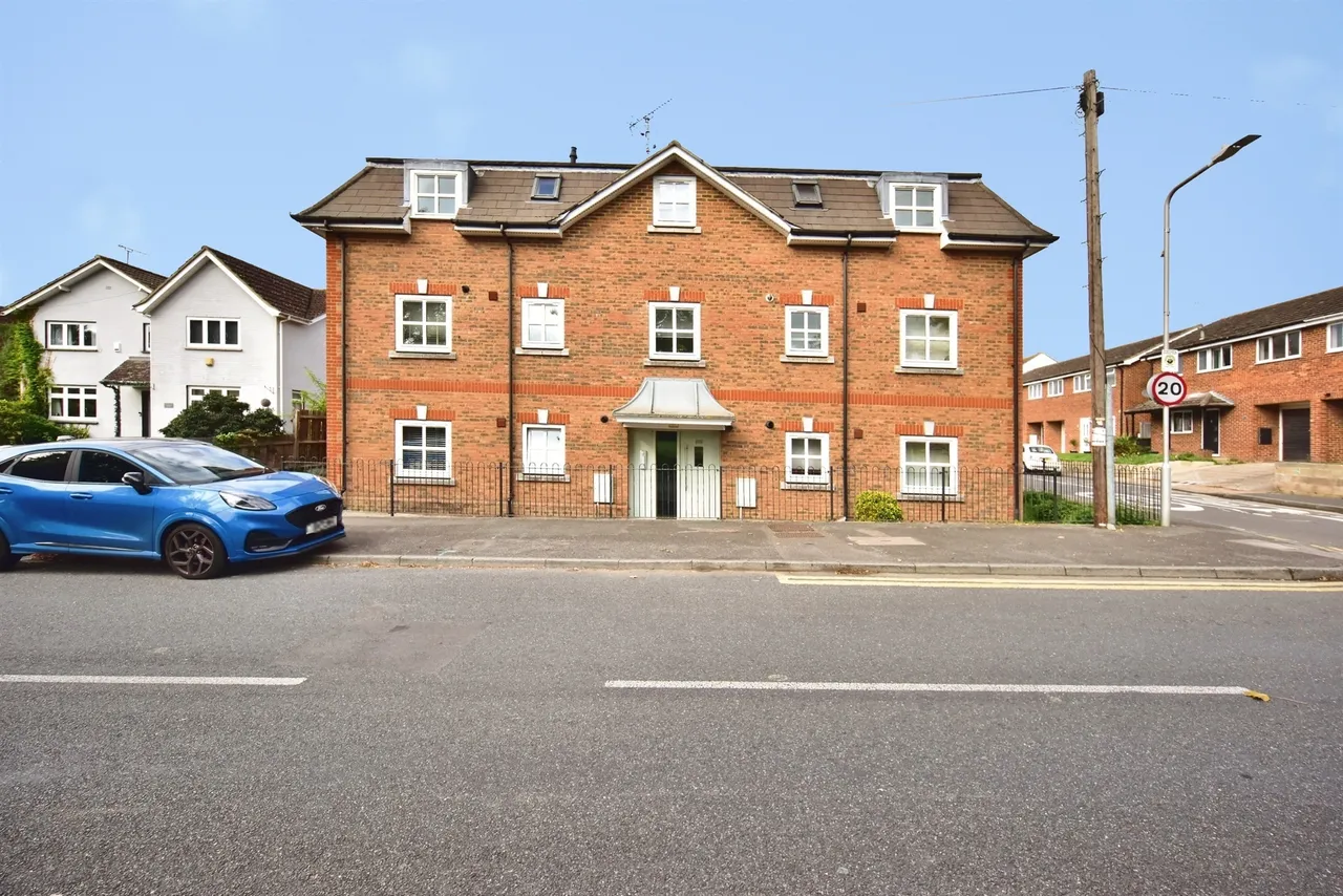 Bull Lane, Eccles, ME20, photo 10