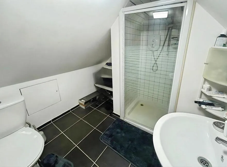 Emerald Close, London, E16, photo 7
