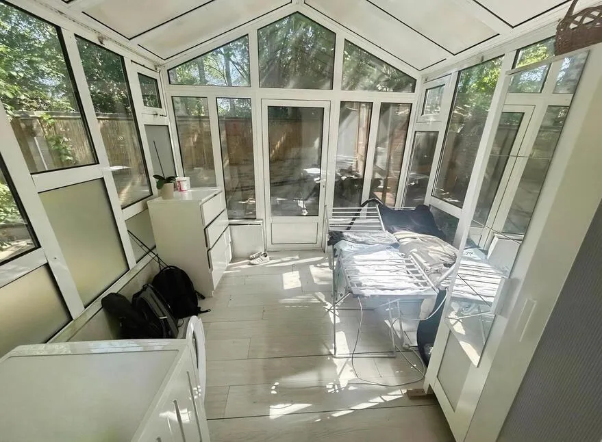 Emerald Close, London, E16, photo 9