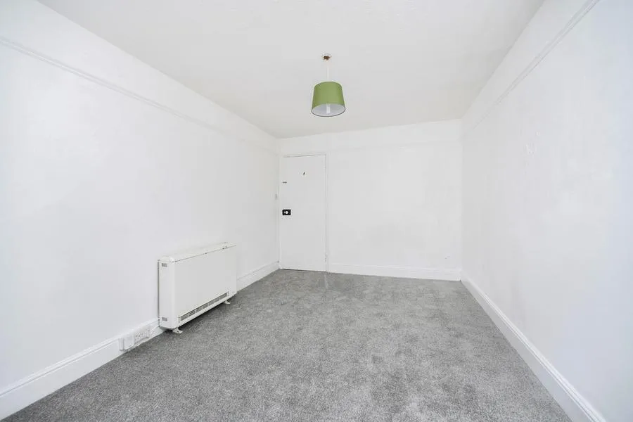 High Street, Brighton, BN2, photo 11