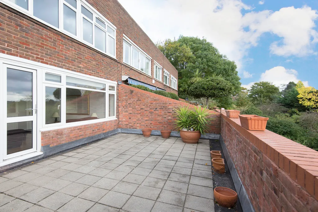 Murfett Close, London, SW19, photo 9
