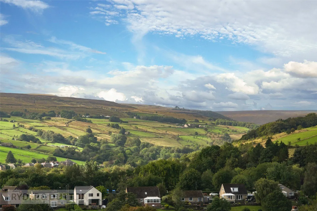 Meadow Lane, Slaithwaite, HD7, photo 27