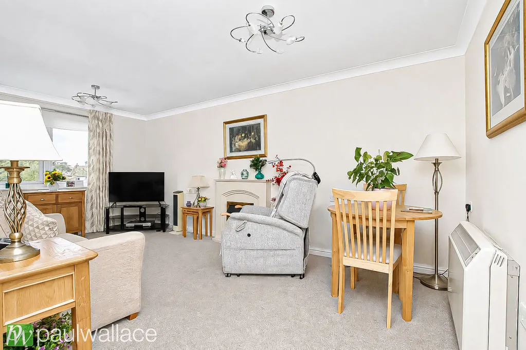 Benstede Court, Hoddesdon, EN11, photo 7