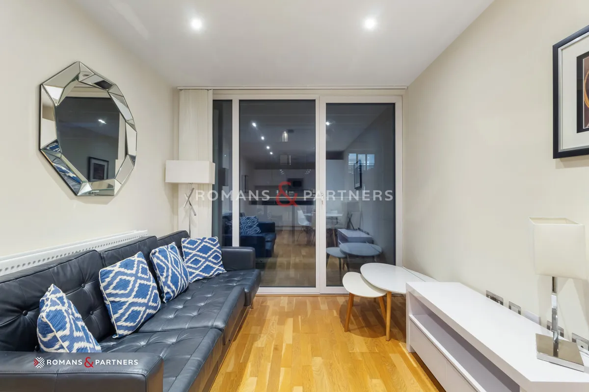 2 bed flat to rent, Elite House, Limehouse, E14