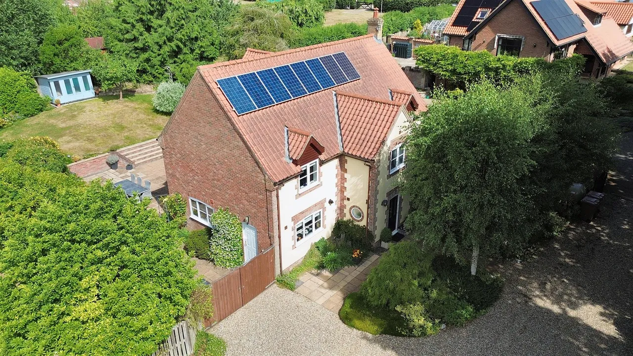 Sheringham Road, West Beckham, NR25, photo 41