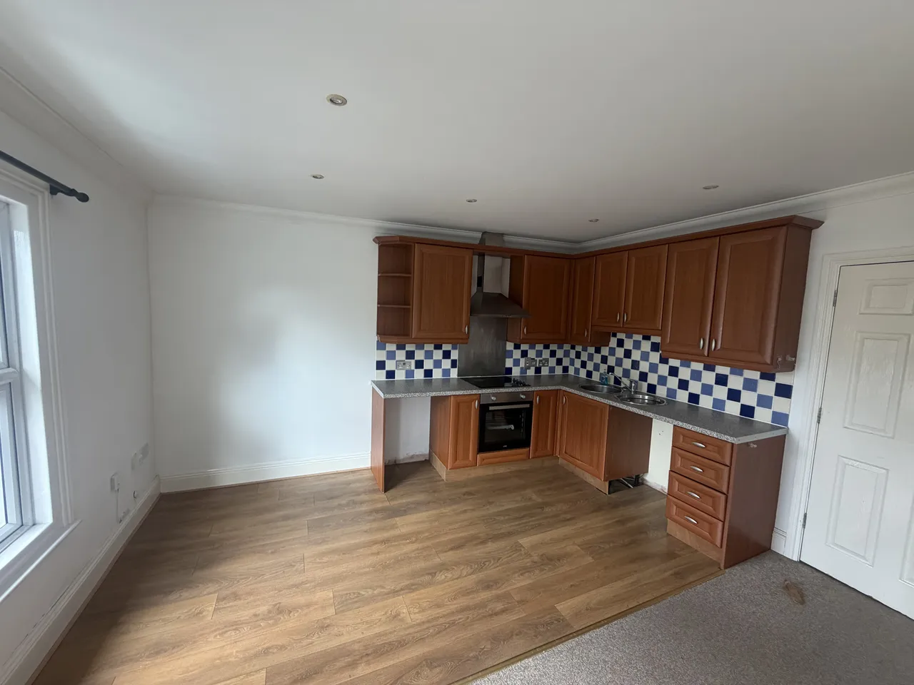 2 bed flat to rent, Belvedere Road, Taunton, TA1