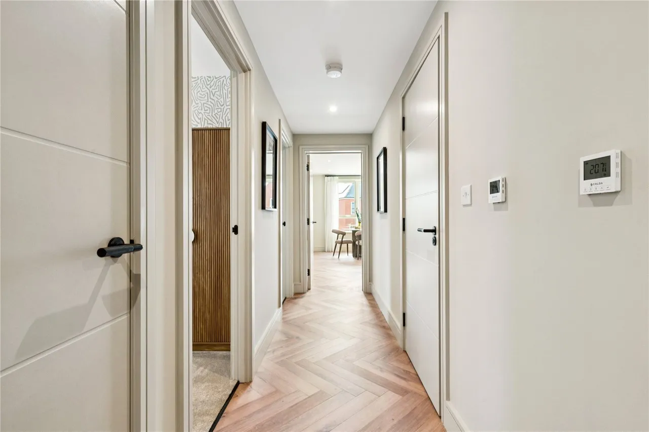 London Square, Bicknell Way, SW17, photo 8