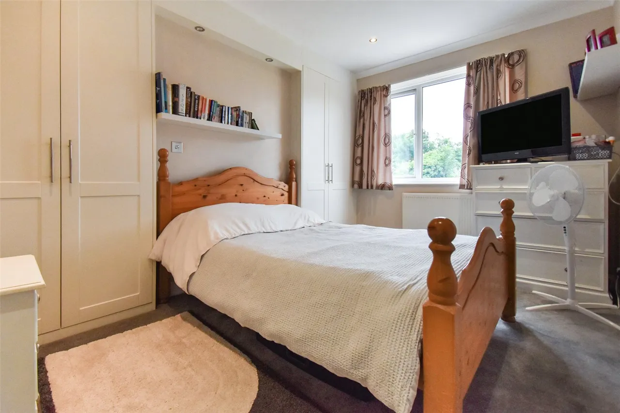 Elston Road, Aldershot, Hampshire, GU12 4HZ, photo 13