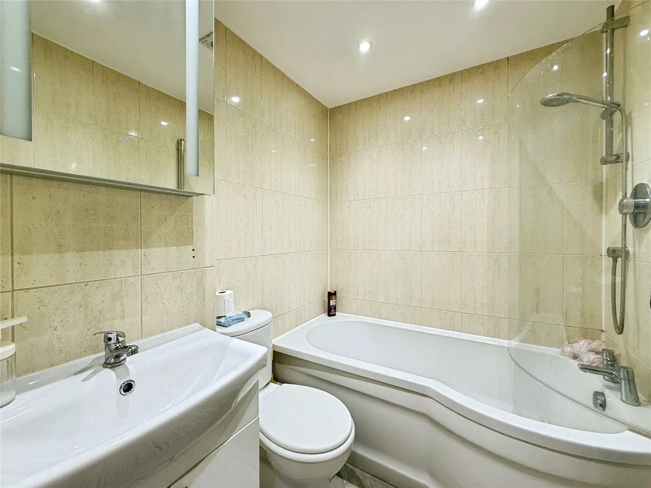 Frimley Green Road, Frimley Green, Camberley, Surrey, GU16 6LD, photo 4