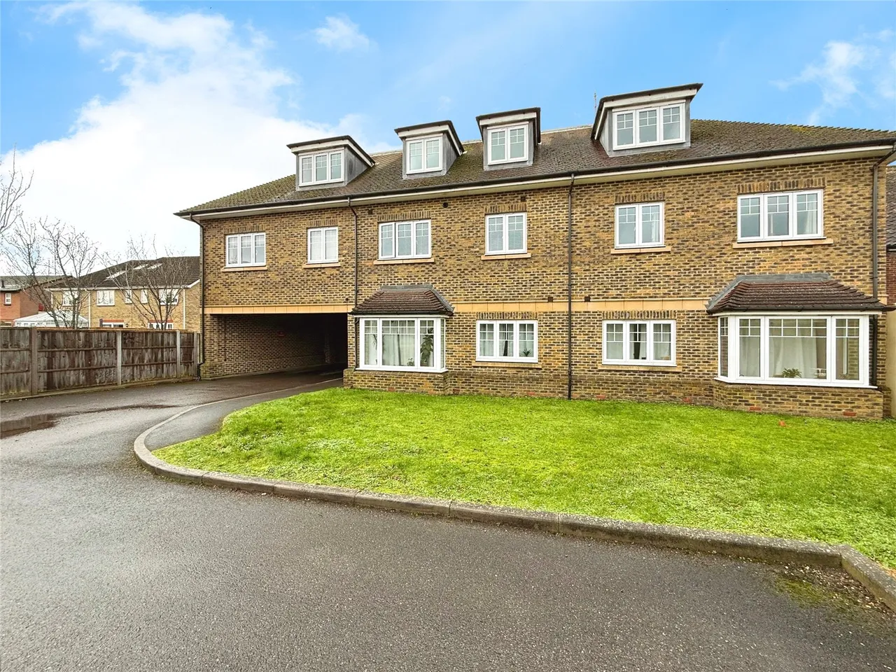 1 bed flat for sale — Frimley Green Road, Frimley Green, Camberley, Surrey, GU16 6LD