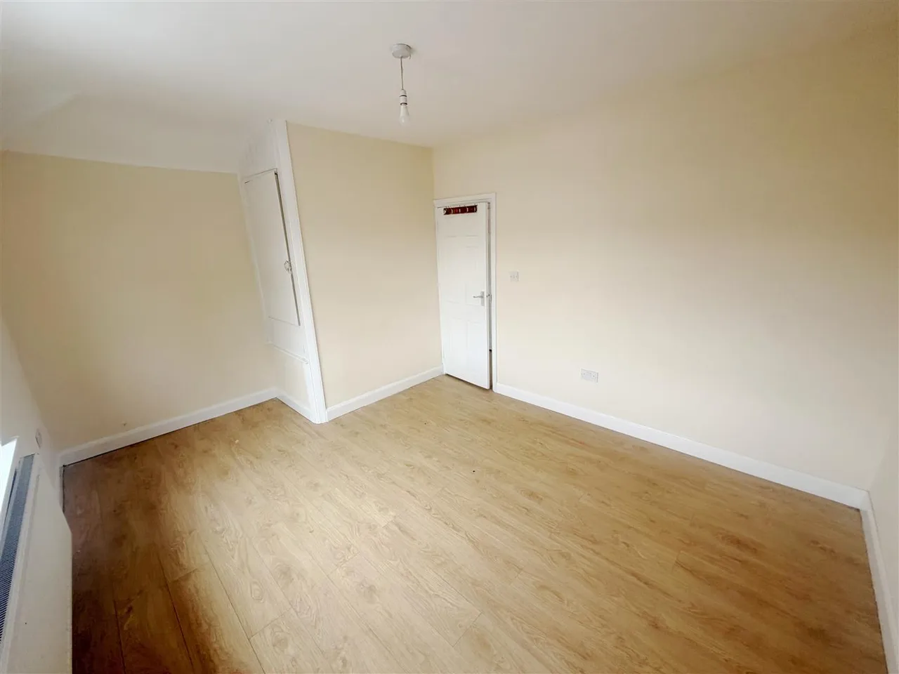 Lansbury Drive, Hayes, photo 6