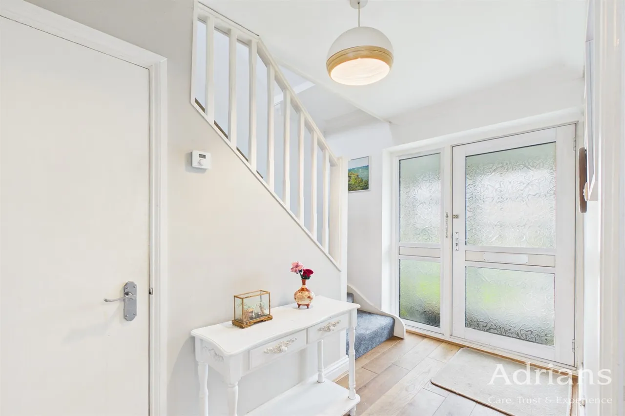 Hill View Road, Chelmsford, CM1, photo 5