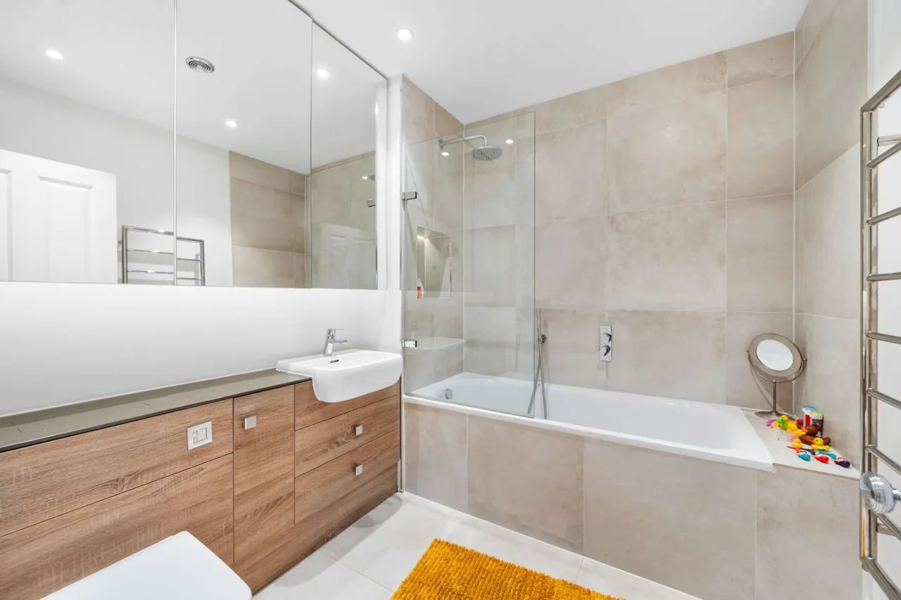 Pirbright Road, Southfields, SW18, photo 12