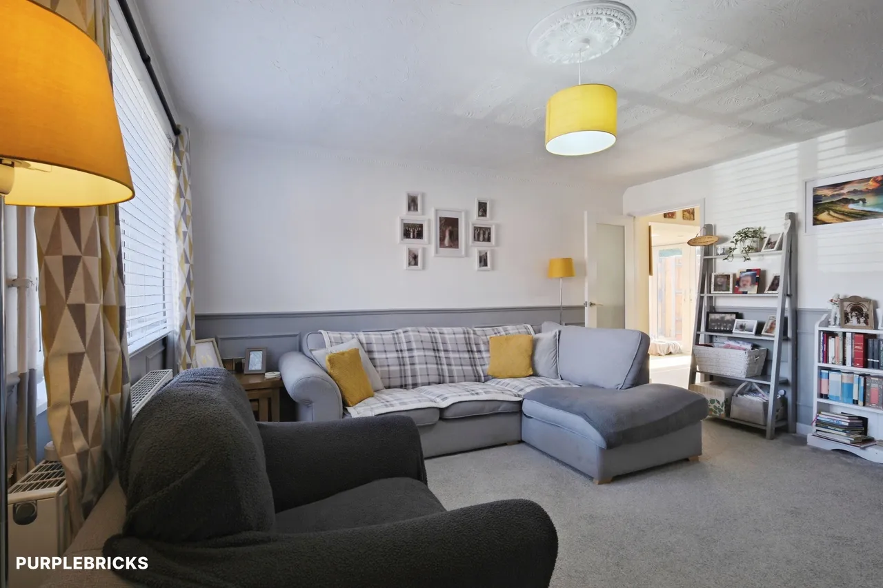 Wittenham View, Salisbury, SP4, photo 13