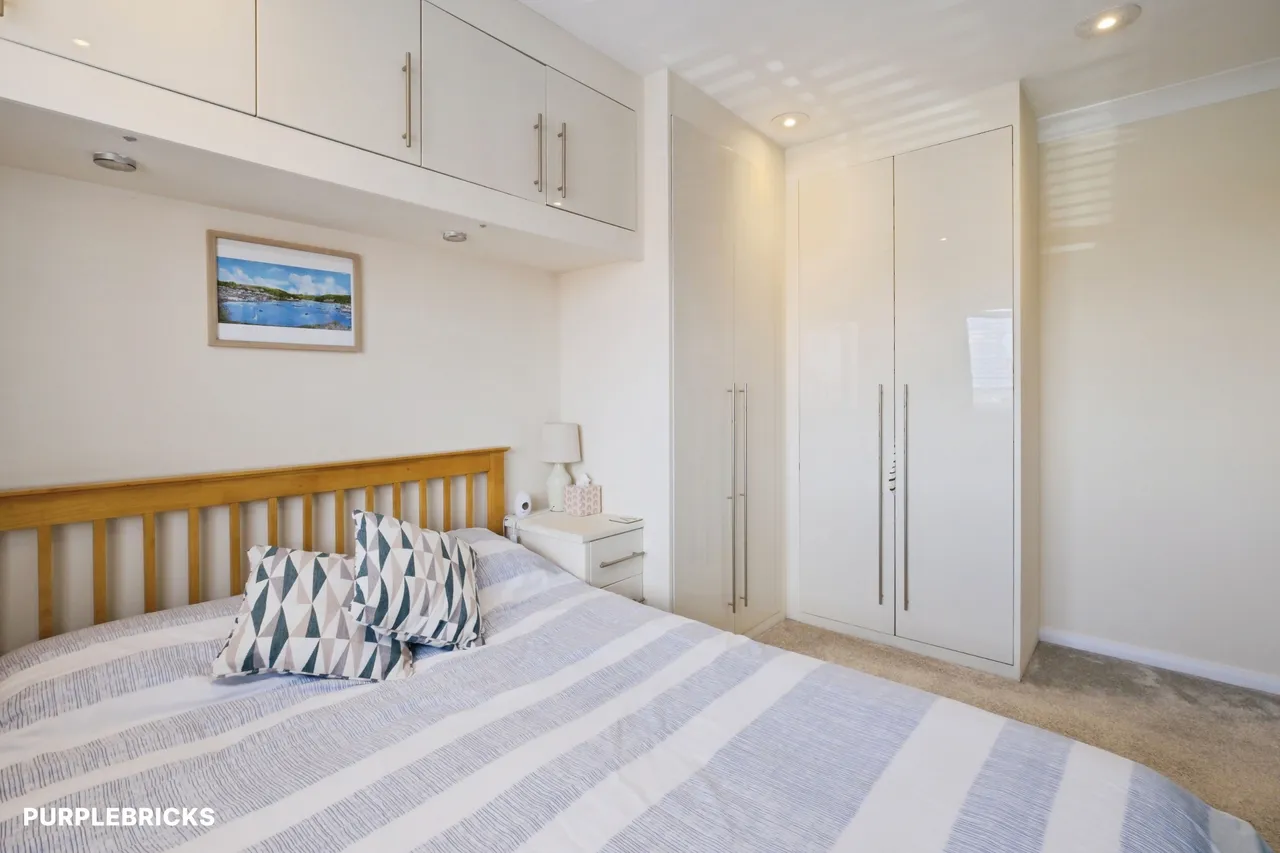 Wittenham View, Salisbury, SP4, photo 18