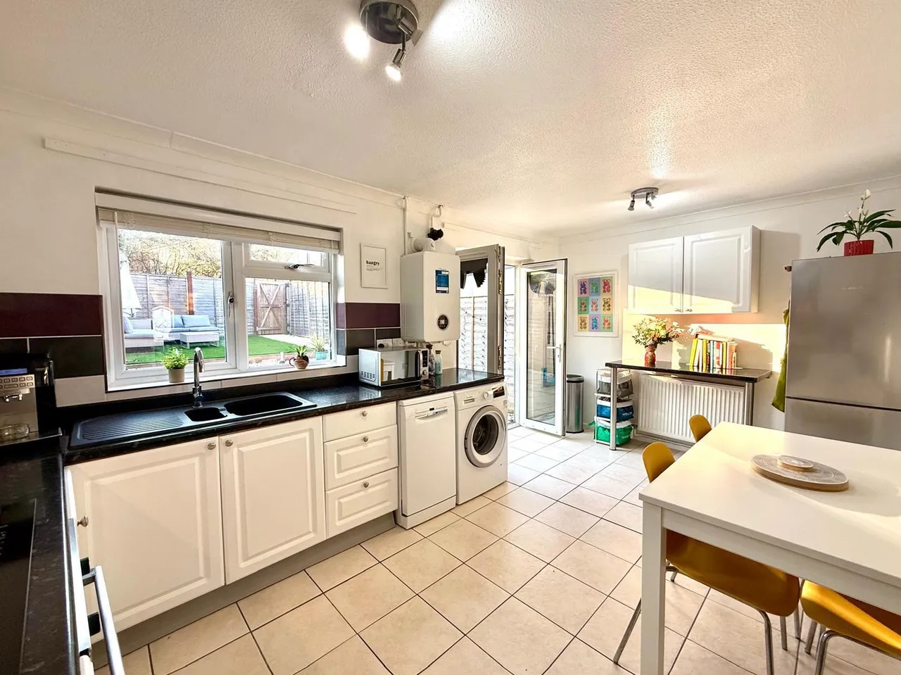Castleton Road, Swindon, Wiltshire, SN5 5GE, photo 8