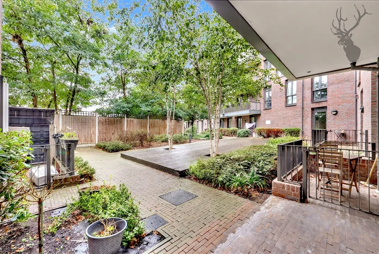 Gresham Place, London, E3, photo 16