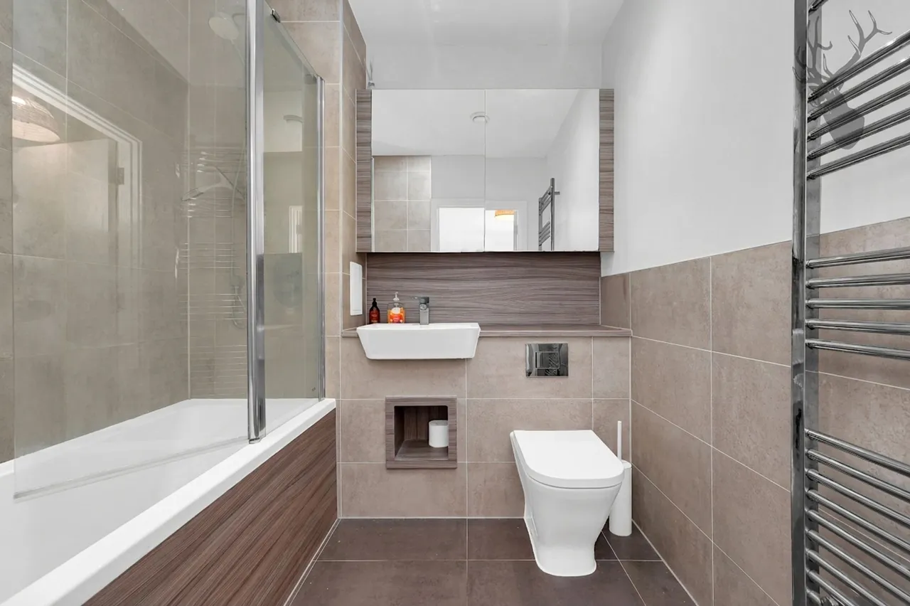 Gresham Place, London, E3, photo 11