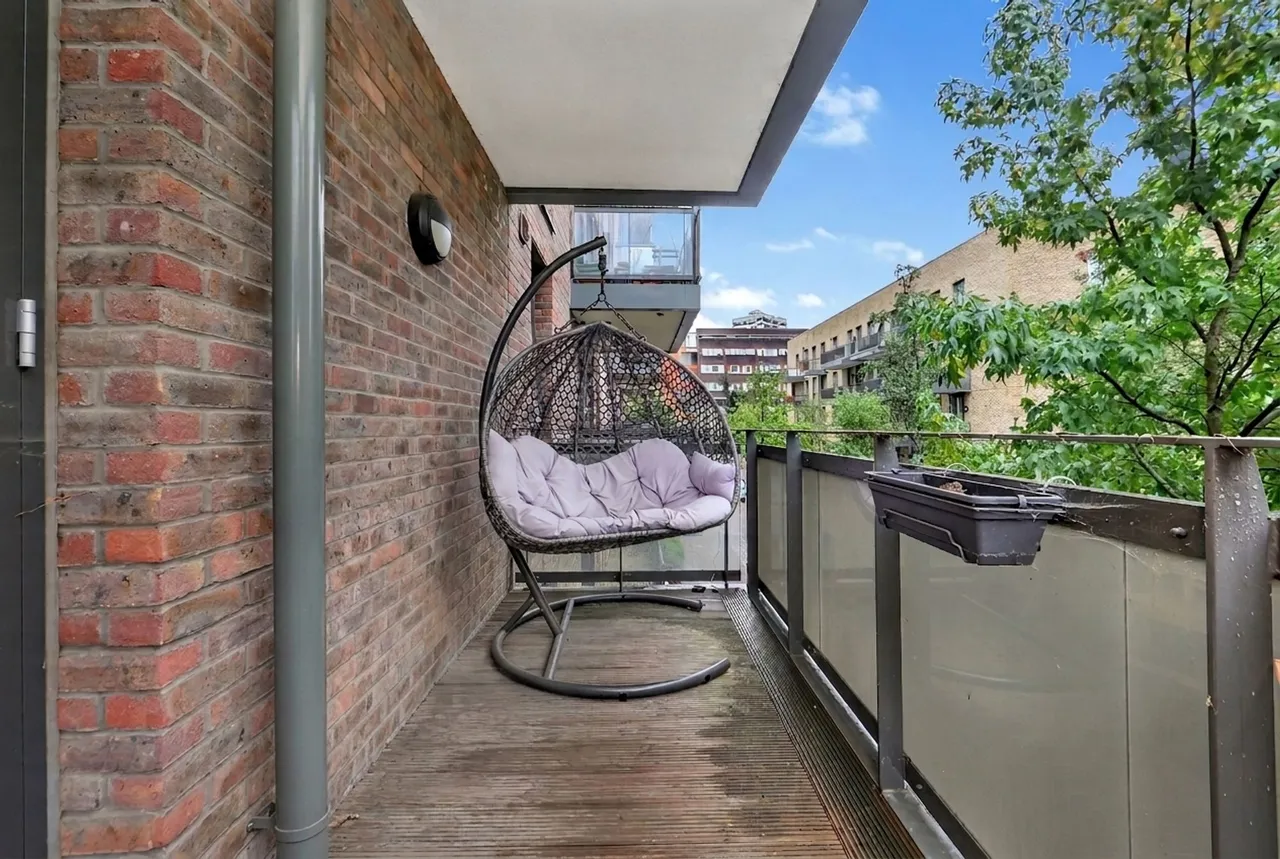 Gresham Place, London, E3, photo 7