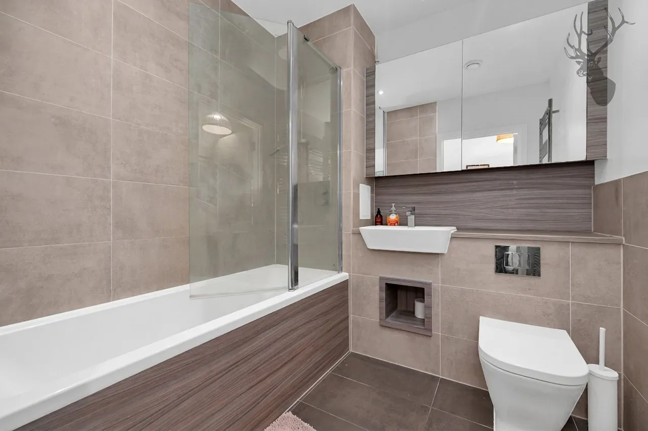 Gresham Place, London, E3, photo 13