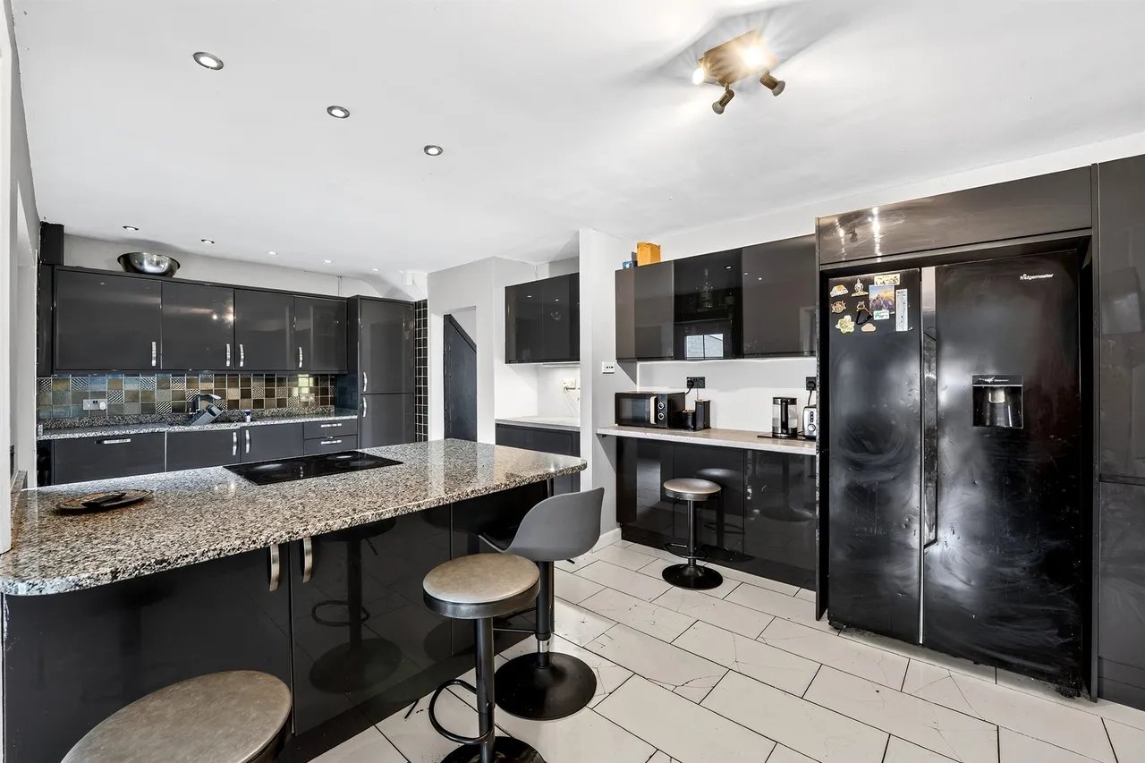 Tudor Drive, Morden, SM4, photo 15