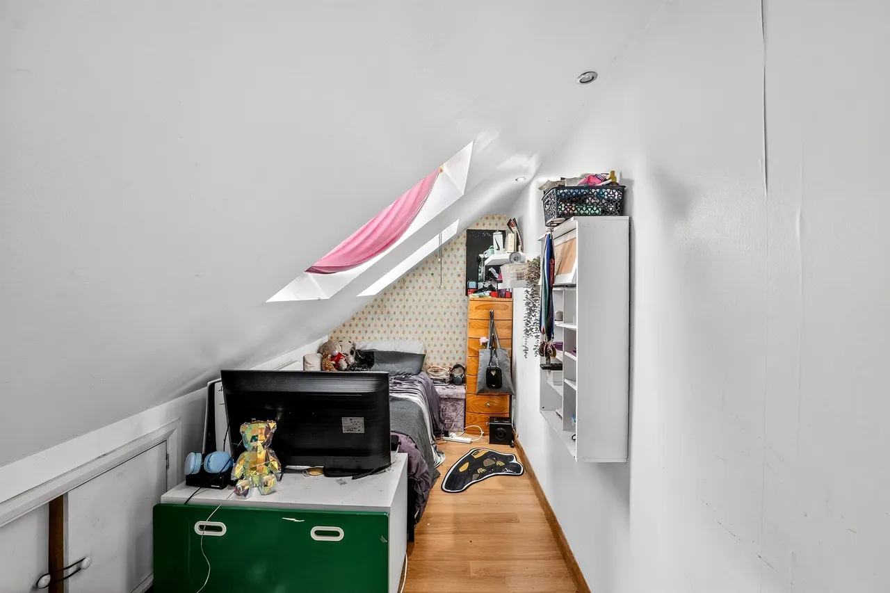 Tudor Drive, Morden, SM4, photo 11