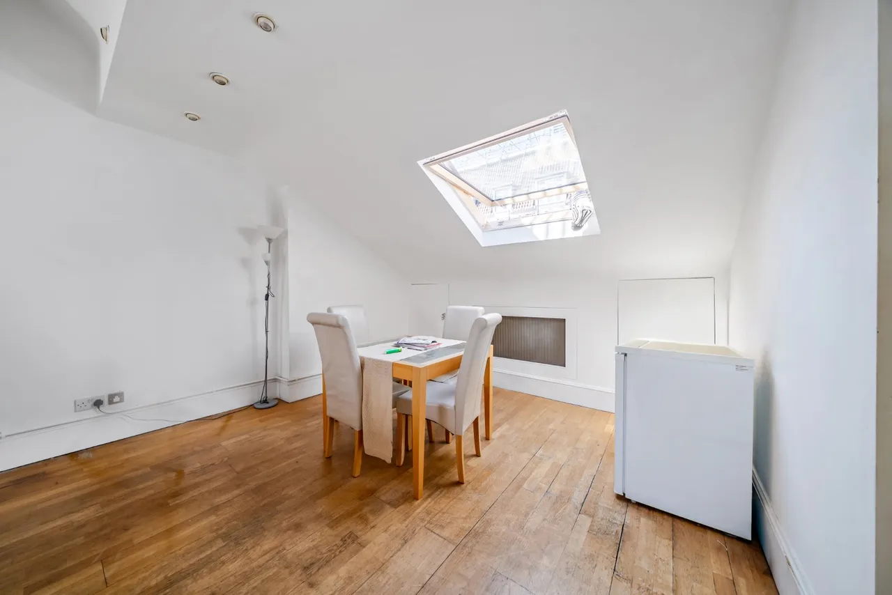 Renfrew Road, Kennington, London, SE11, photo 12