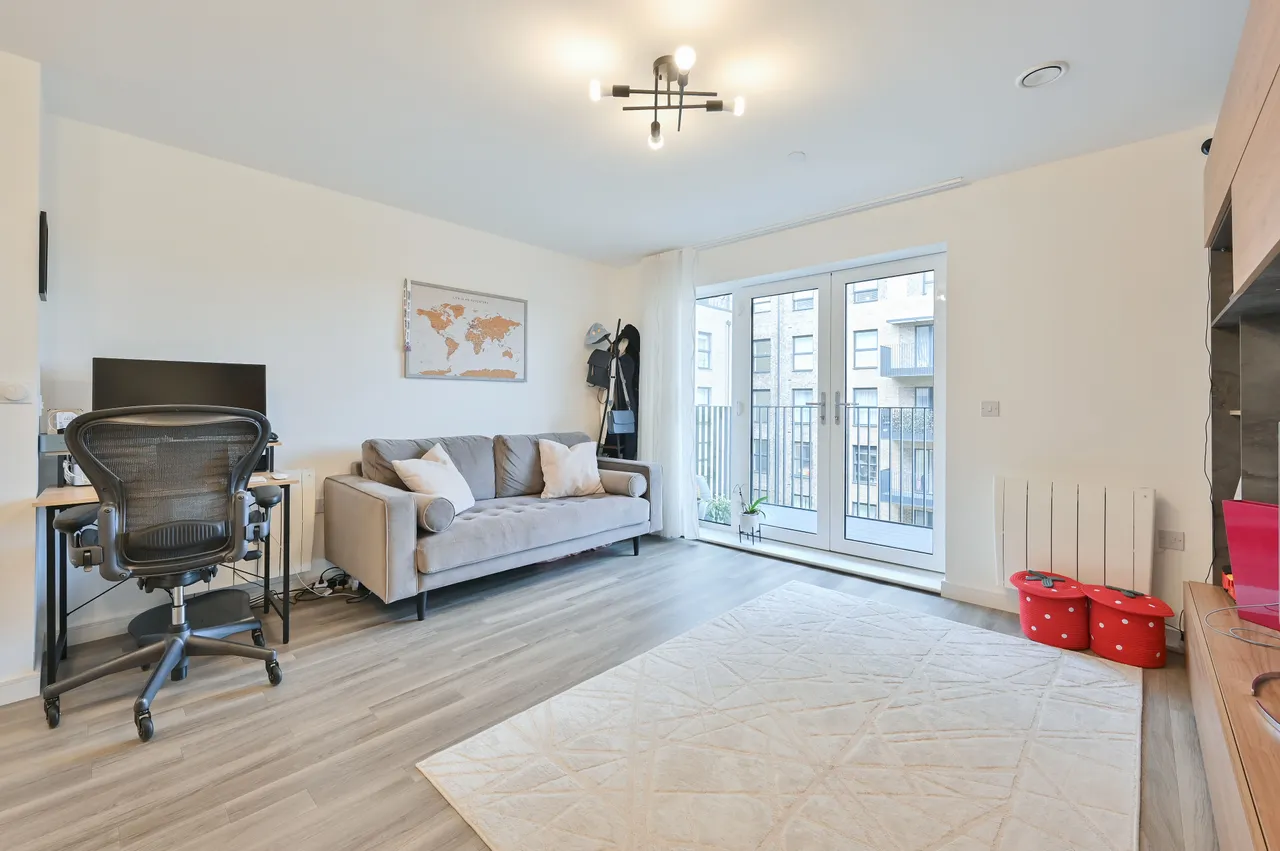 Flat 127, Thurlows Court, Watford, photo 6