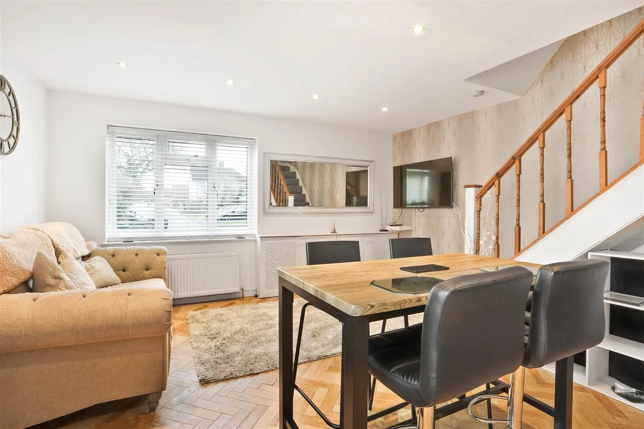 Boscombe Road, Worcester Park, KT4 8PJ, photo 6