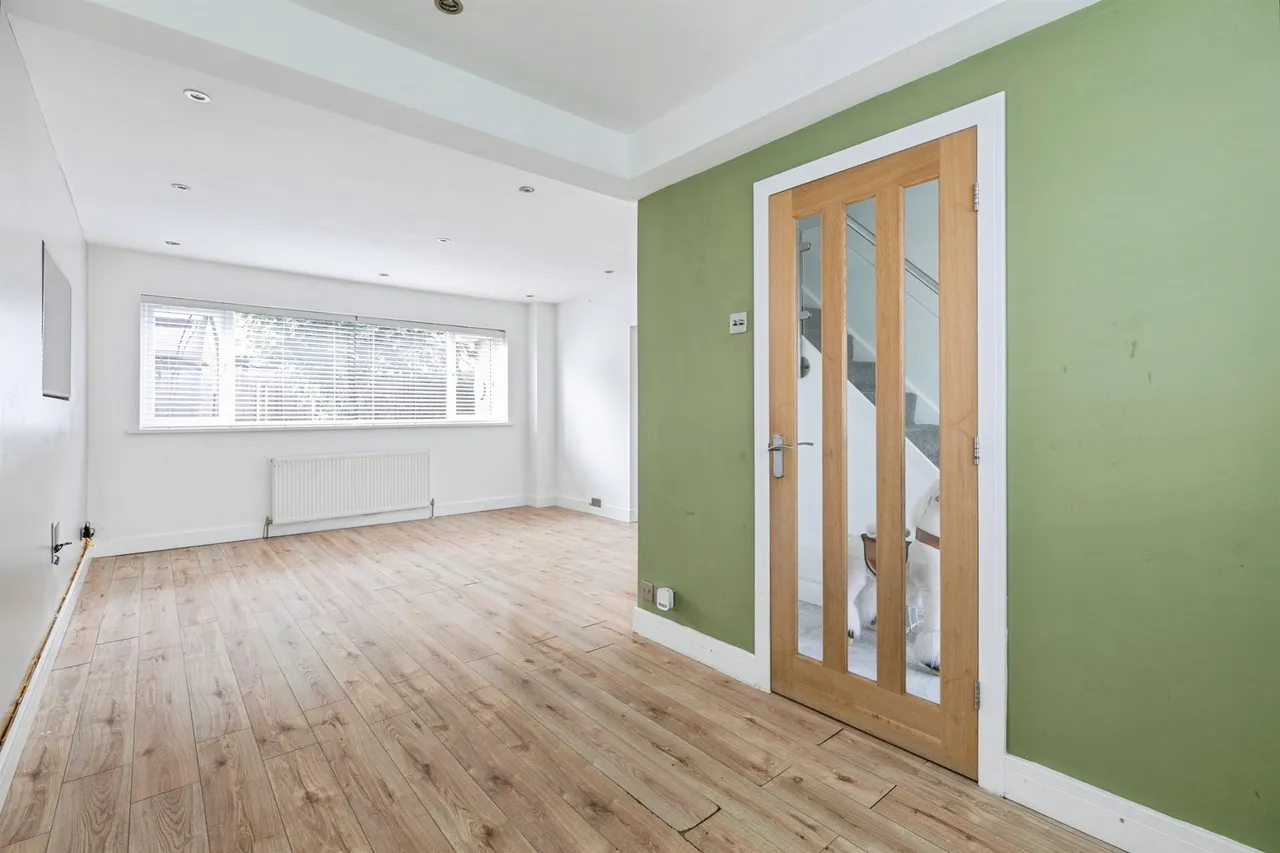 Coniston Drive, Bolton-Upon-Dearne, Rotherham, photo 6