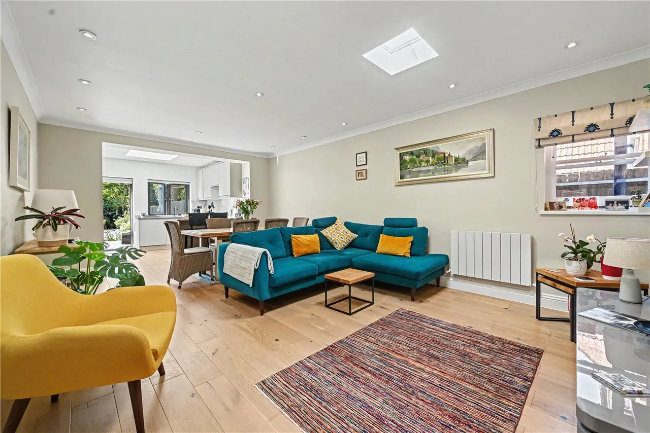 Dartmouth Road, London, NW2, photo 2