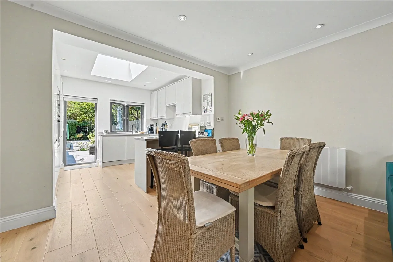 Dartmouth Road, London, NW2, photo 11