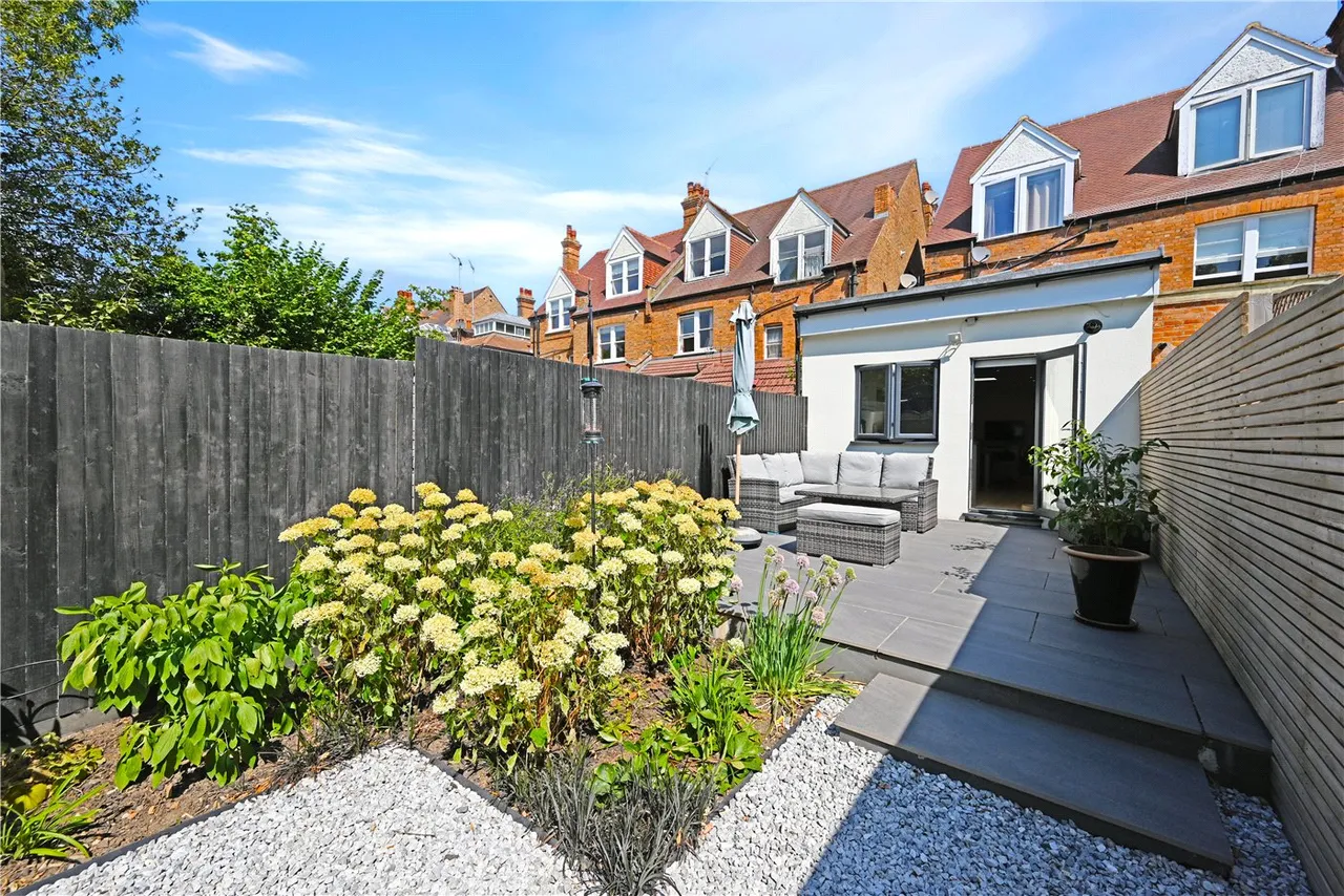 Dartmouth Road, London, NW2, photo 8