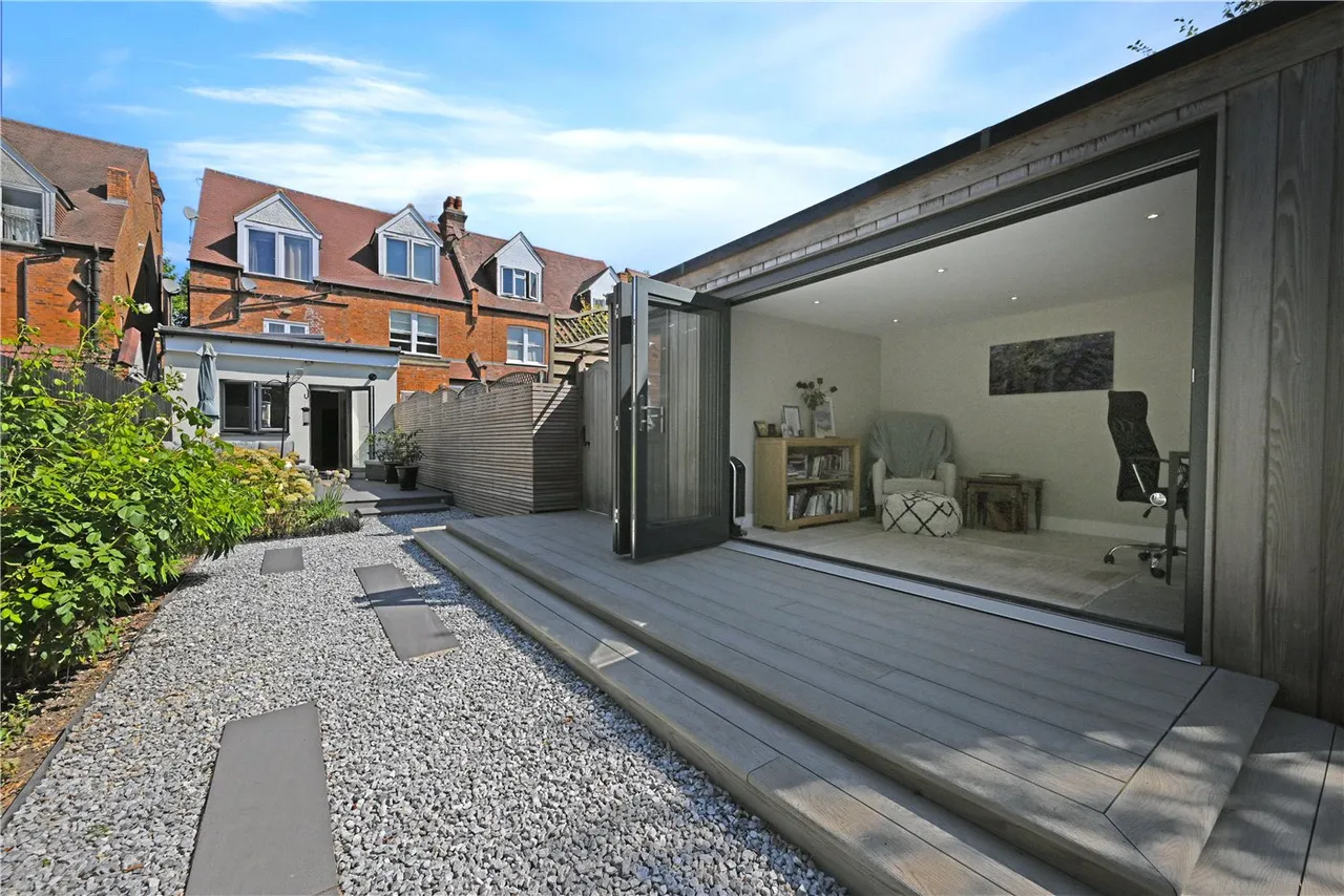 Dartmouth Road, London, NW2, photo 6