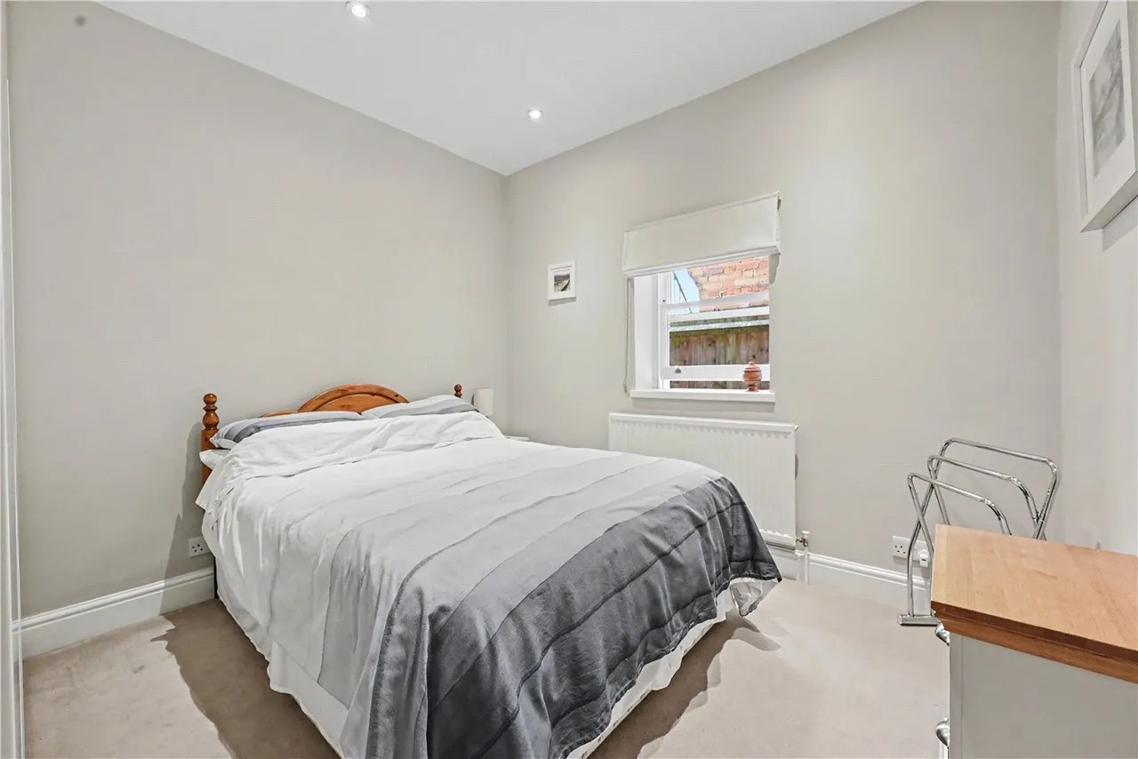 Dartmouth Road, London, NW2, photo 5