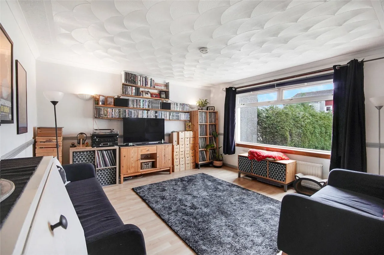 Laurel Drive, Greenhills, East Kilbride, South Lanarkshire, G75, photo 4