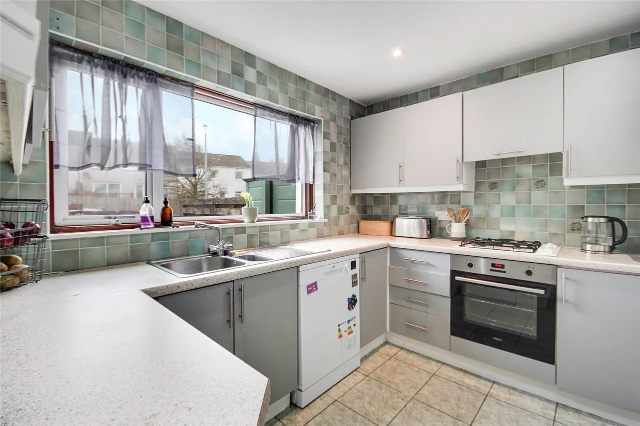 Laurel Drive, Greenhills, East Kilbride, South Lanarkshire, G75, photo 2