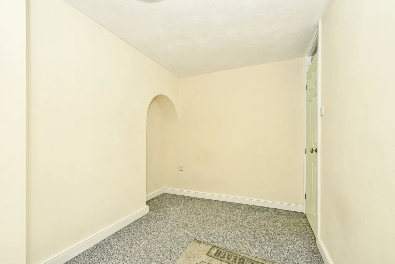 Oxford Street, The Railway Village, SN1, photo 21