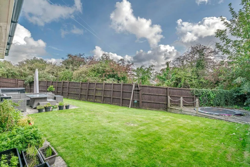 Dam Wood Close, Chorley, PR7, photo 4