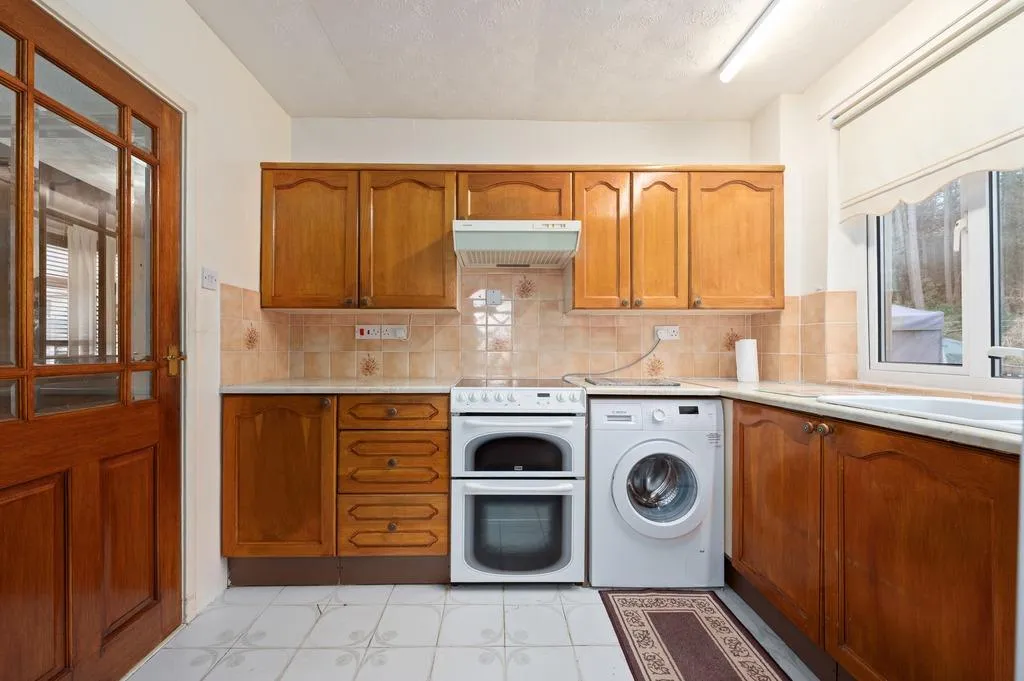 Gillies Hill, Cambusbarron, Stirlingshire, FK7 9PQ, photo 9