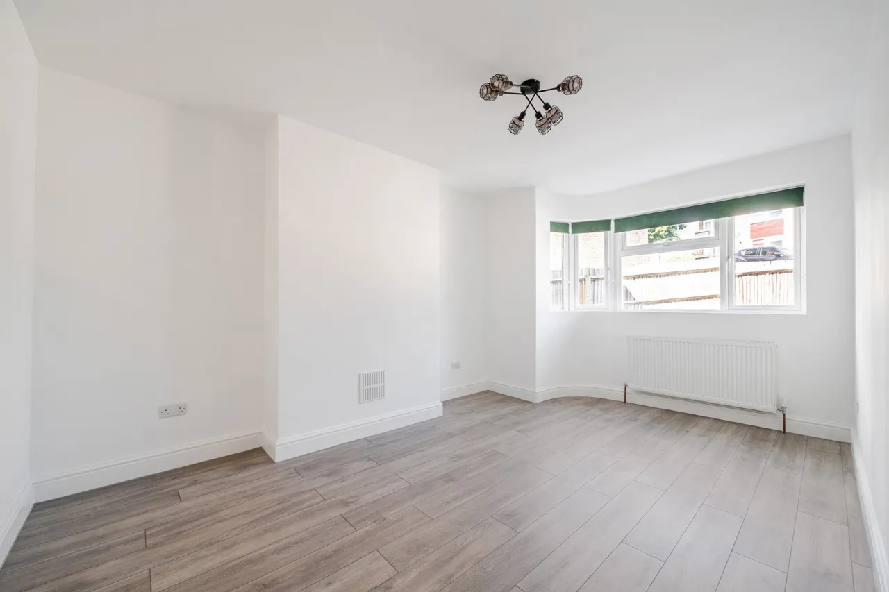 Meadowview Road, SE6, photo 4
