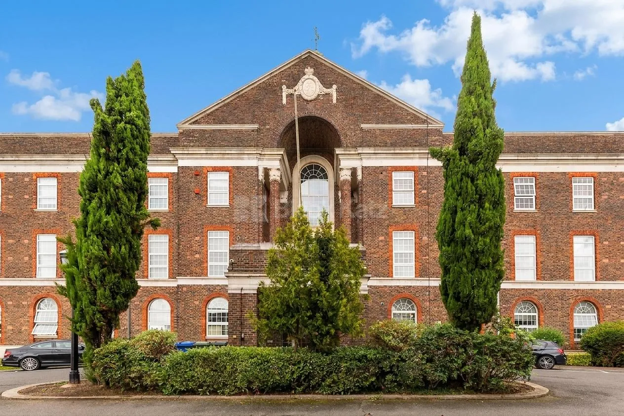 2 bed property to rent, Brook Road, Chartwell Court, NW2