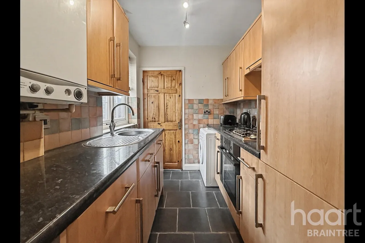 Coggeshall Road, CM7, photo 4