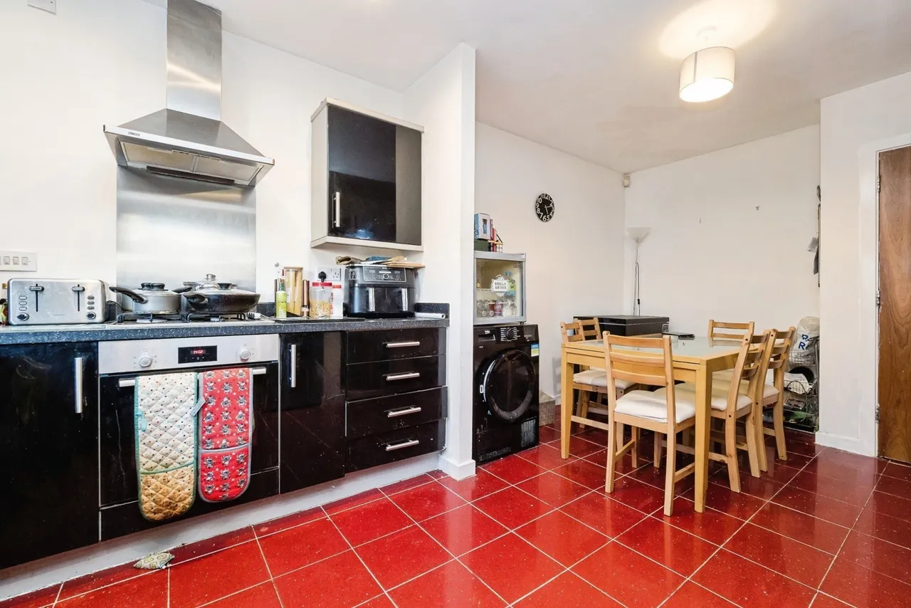 Galleons Drive, Barking, IG11, photo 5