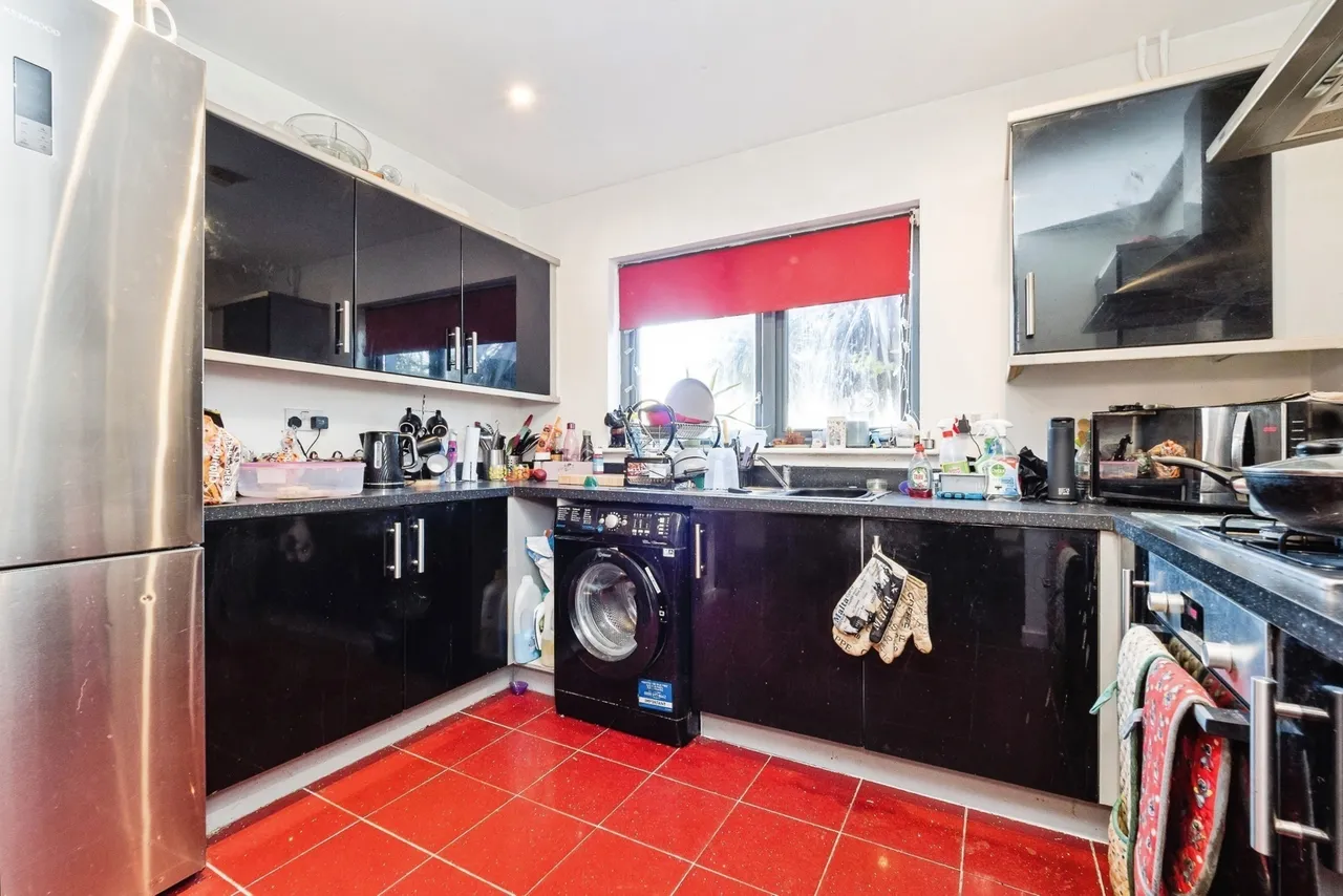 Galleons Drive, Barking, IG11, photo 4