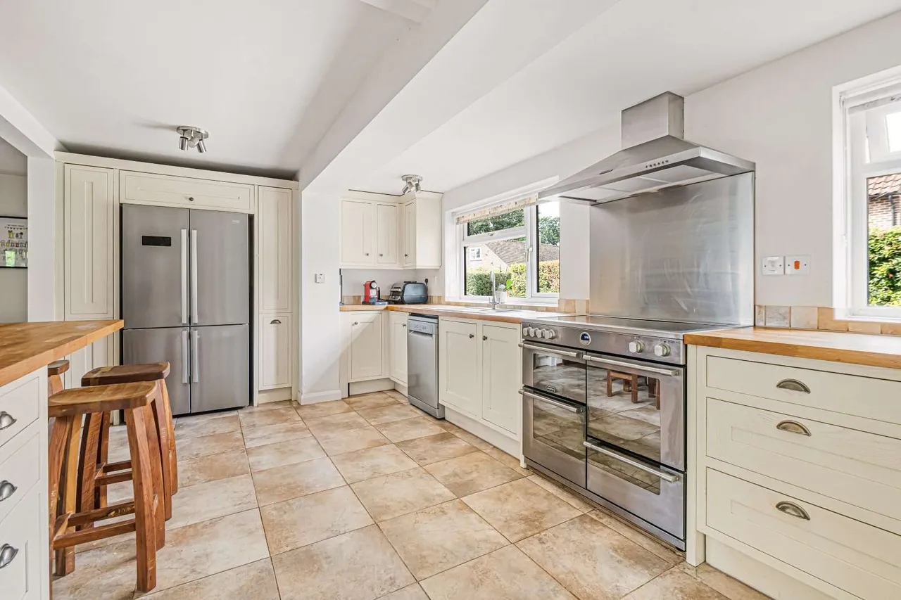 Courtlands Road, Nutley, Uckfield, East Sussex, TN22 3LS, photo 6
