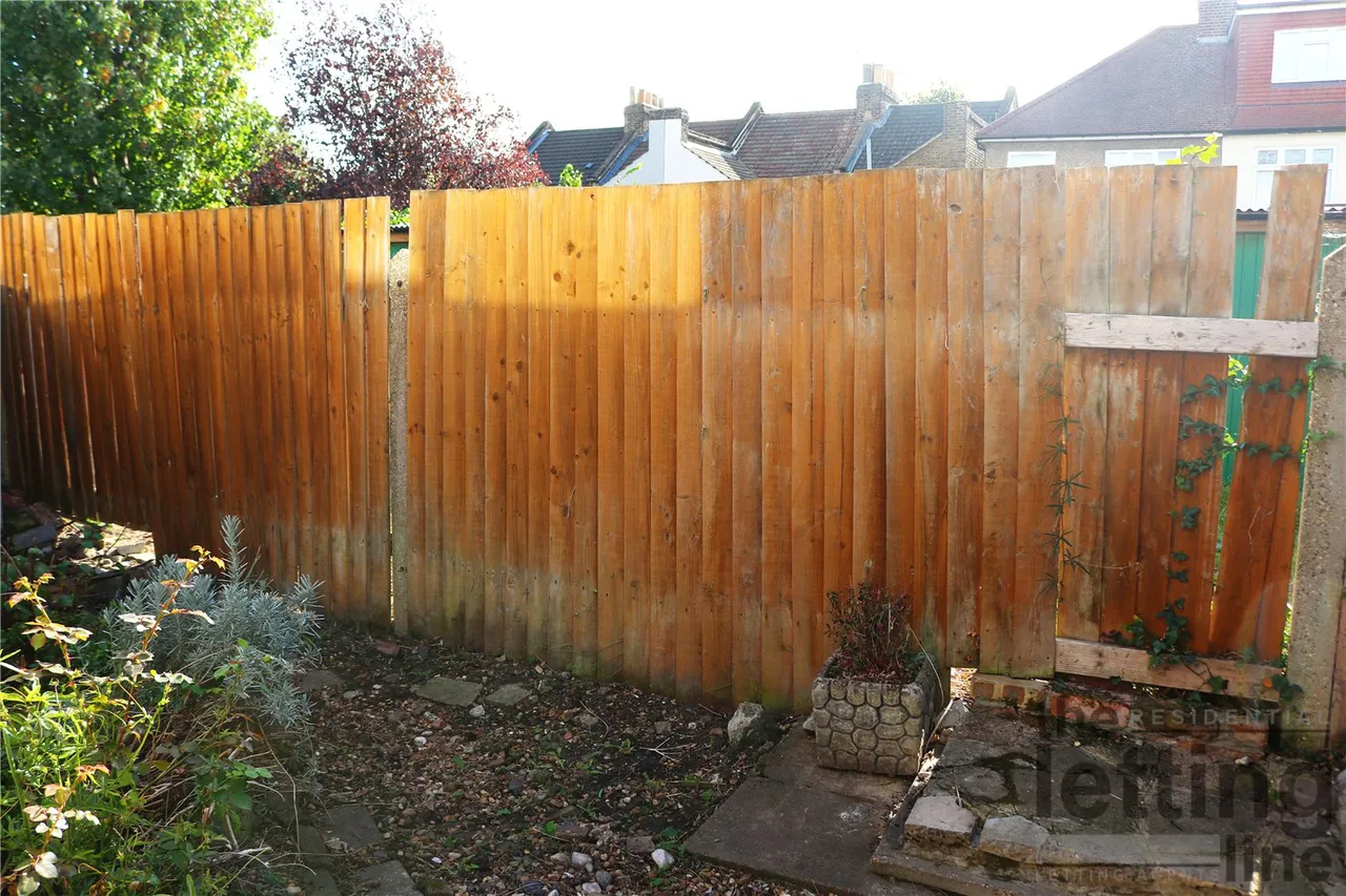 Gordon Road, Enfield, EN2, photo 12